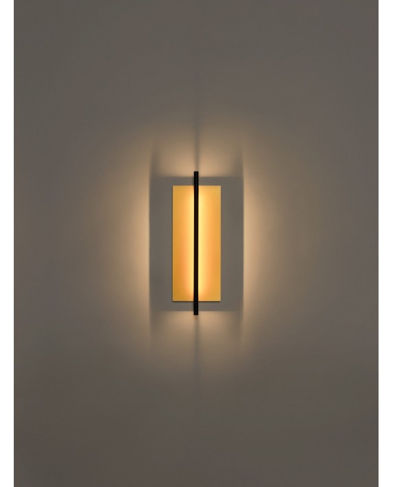 Santa & Cole Lámina Dorada 45 Wall Lamp